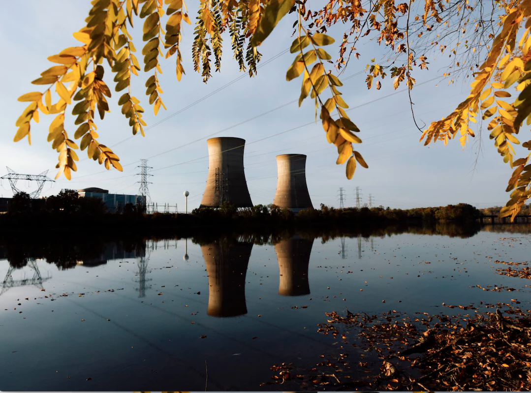 Cooling towers at Three Mile Island (From article)