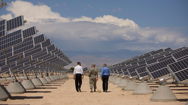 obama touring military solar farm