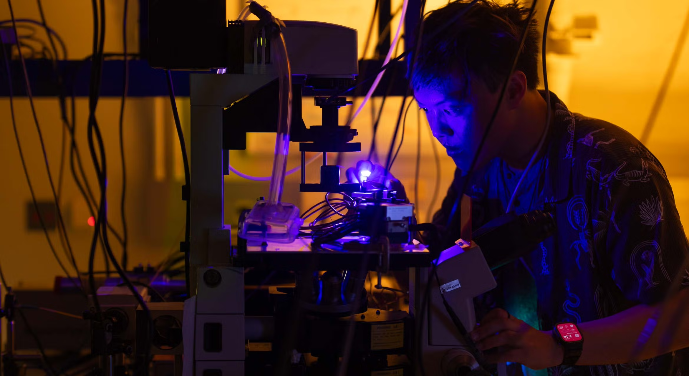 Doctoral student Roark Chao researches microLEDs at UC Santa Barbara